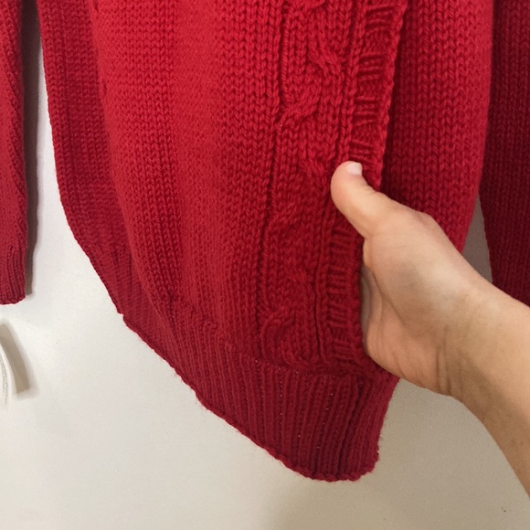 New Handmade Sweater Womens Medium Red Merino Wool Cable Knit Hoodie PEI Canada - Picture 8 of 16